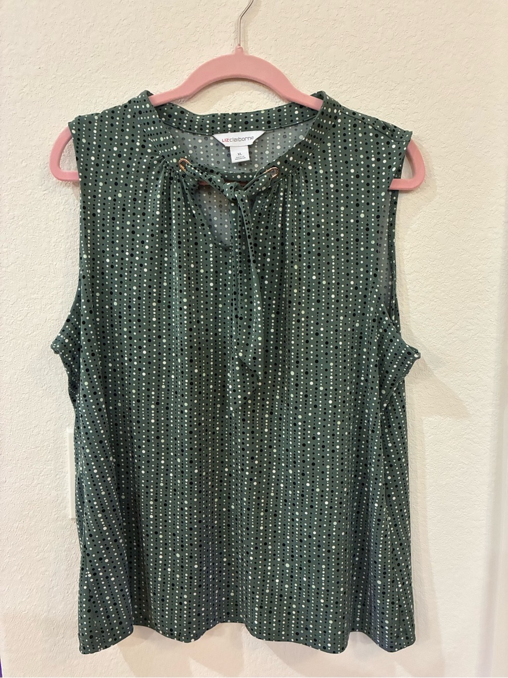 Liz Claiborne Green W/ Dots Tie‑Neck Sleeveless Blouse EUC XL